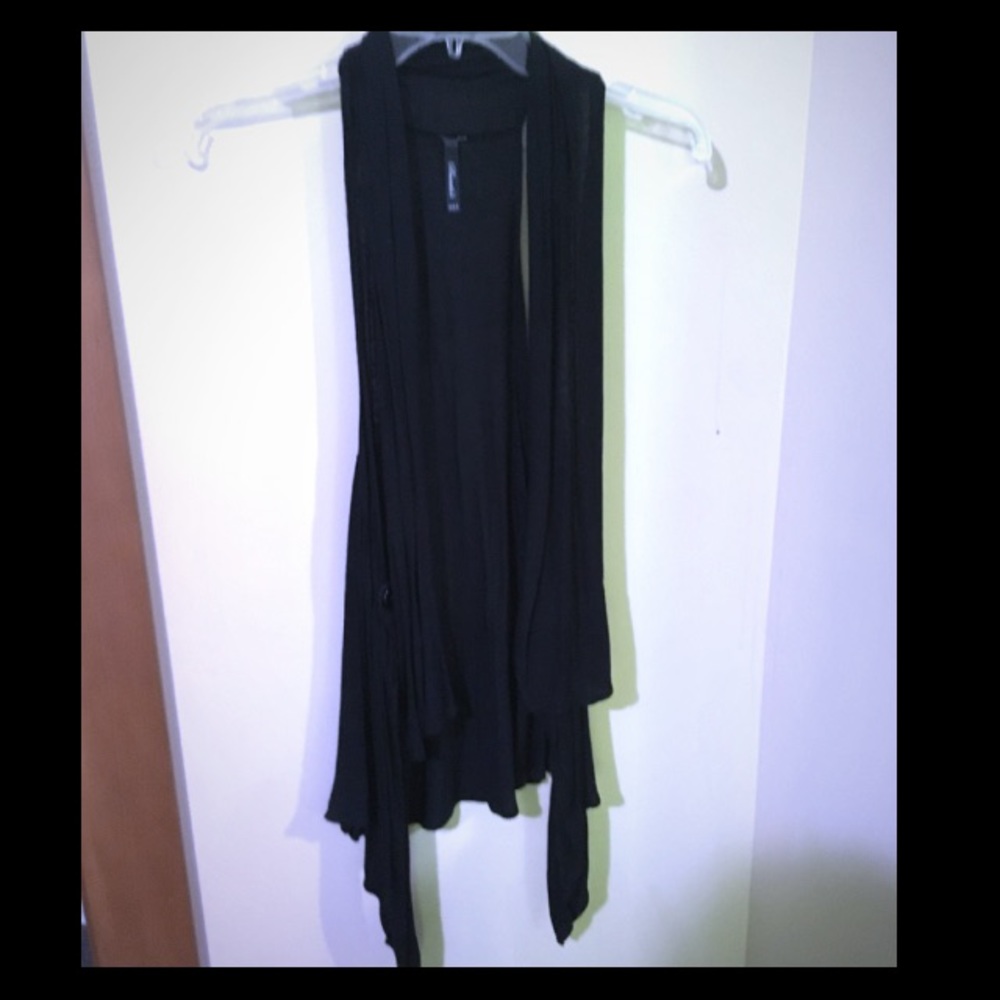 Black slouchy vest!